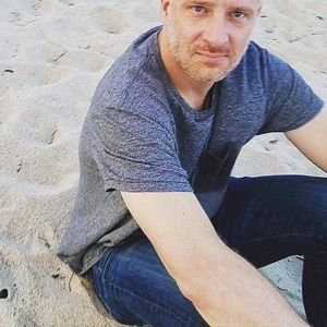 Meet your Posher, Robert m